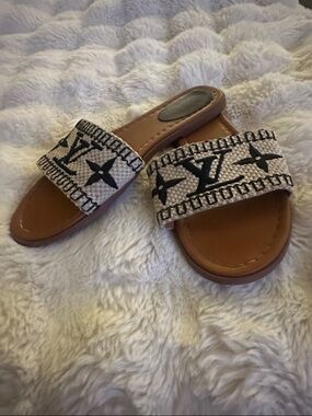 Louis Vuitton Beige and Black Monogram Slide Sandals